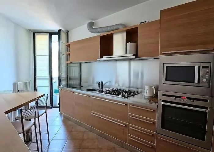 Con Free Parking E Wifi *