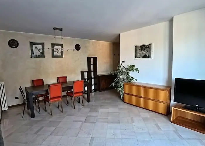 Con Free Parking E Wifi Apartment *